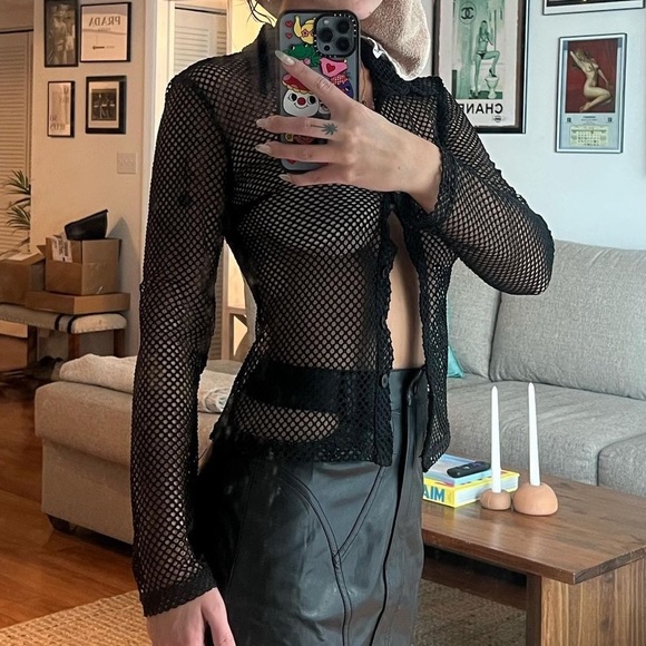 Princess Polly black net button up shirt. NWOT. Size US 4. Perfect condition. - Picture 4 of 13